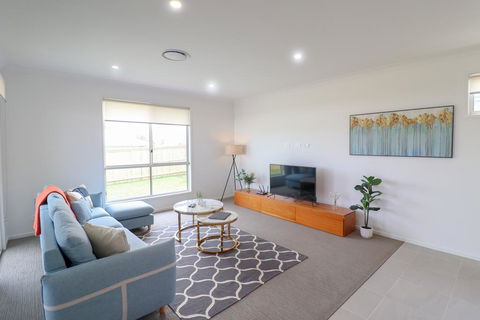 Surfers Paradise At Catherine Hill Bay - Accommodation Port Macquarie 3