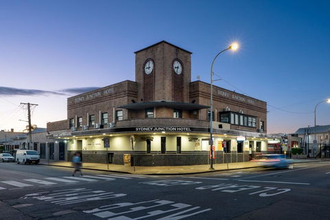 Sydney Junction Hotel - Accommodation Port Macquarie 0