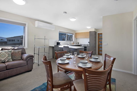 T-Bar On Twynam - Accommodation Port Macquarie 1