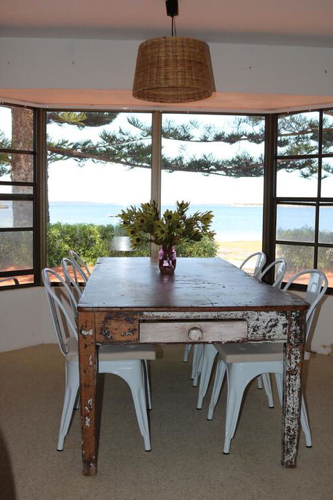 Tall Pines Beach House At Mount Dutton Bay (part Of Coffin Bay Waterways) - Accommodation Port Macquarie 2