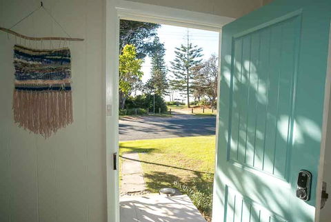 Tallowood Beachfront Cottage - Accommodation Port Macquarie 2