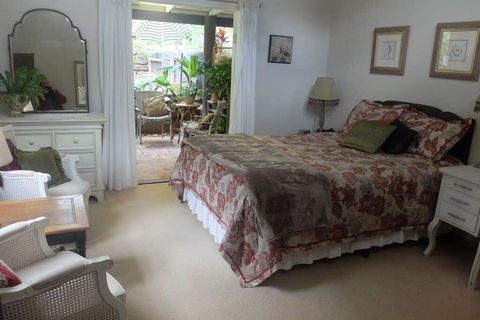 Tamborine Treats - Accommodation Port Macquarie 0