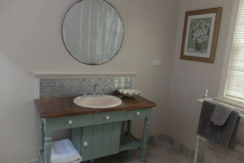 Tamborine Treats - Accommodation Port Macquarie 1