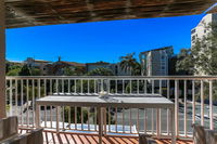 Taranaki Apartment