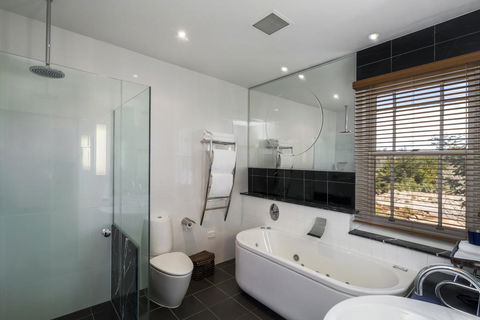 Tarraleah Lodge - Accommodation Port Macquarie 3