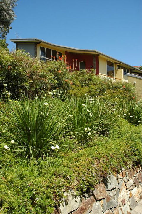 Tathra Beach House Holiday Apartments - Accommodation Port Macquarie 3