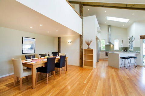 Tathra Beach House Holiday Apartments - Accommodation Port Macquarie 1