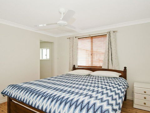 Tea Tree Cottage - Great Yard For Pets And Kids - Accommodation Port Macquarie 3