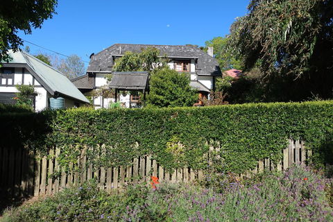 Ted And Stellas On Tamborine - Accommodation Port Macquarie 0