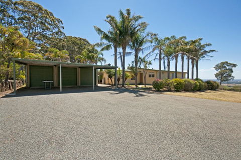 Tennessee Hill Cottage - Accommodation Port Macquarie 0