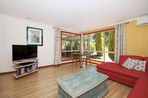 Tennessee Hill Cottage - Accommodation Port Macquarie 3