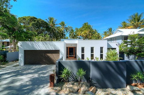 Tenterfield On Oak - Accommodation Port Macquarie 3