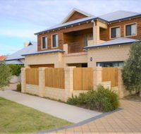 Terrific Townhouse - Accommodation Port Macquarie