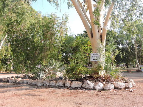 Territory Manor Motel & Caravan Park - Accommodation Port Macquarie 2