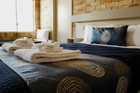 The Australian Hotel Motel