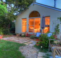 The Avenue at Montville Luxury Cottage - Accommodation Port Macquarie