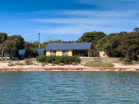 The Beach House - Accommodation Port Macquarie 0
