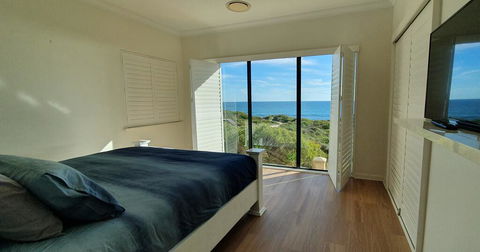 The Beach House - Port Bouvard - Accommodation Port Macquarie 2