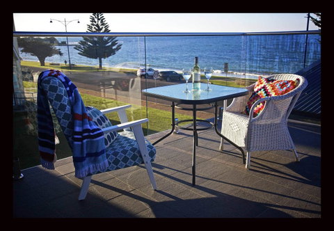 Penguin Beachfront Apartments - Accommodation Port Macquarie 8