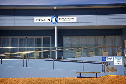 Penguin Beachfront Apartments - Accommodation Port Macquarie 17