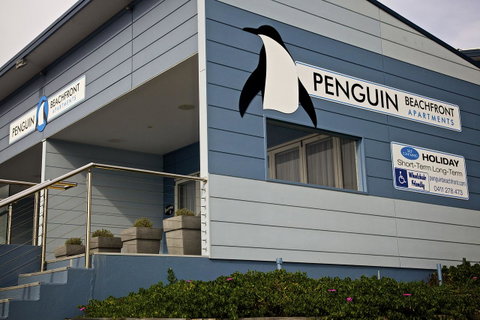 Penguin Beachfront Apartments - Accommodation Port Macquarie 14