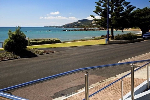 Penguin Beachfront Apartments - Accommodation Port Macquarie 2