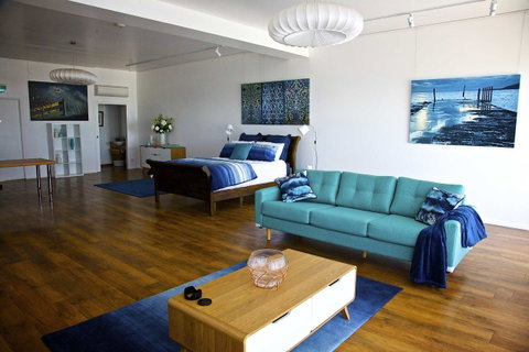 Penguin Beachfront Apartments - Accommodation Port Macquarie 3