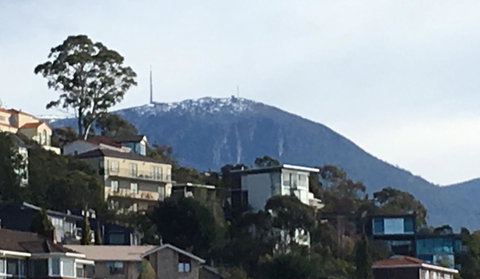 The View 2 Bed Unit With Stunning Hobart Outlook - Accommodation Port Macquarie 25