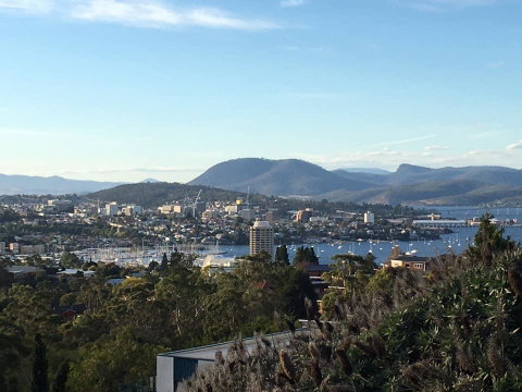 The View 2 Bed Unit With Stunning Hobart Outlook - Accommodation Port Macquarie 0