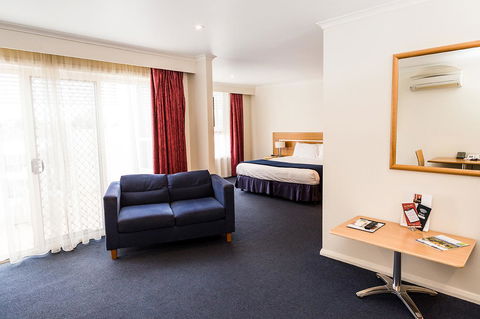Edgewater Hotel - Accommodation Port Macquarie 26
