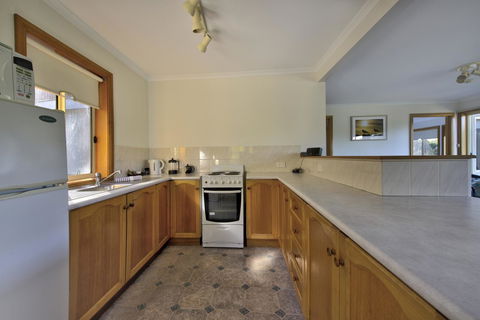 Freycinet Sanctuary 5 - Accommodation Port Macquarie 4