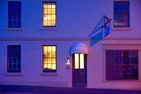 Lotus Gogh Apartment - Accommodation Port Macquarie 0