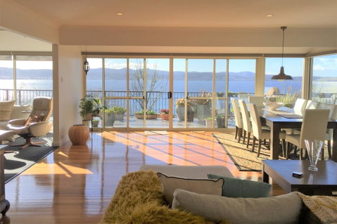 Sunrise On The Bay - Accommodation Port Macquarie 10