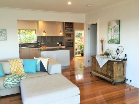 Sunrise On The Bay - Accommodation Port Macquarie 4