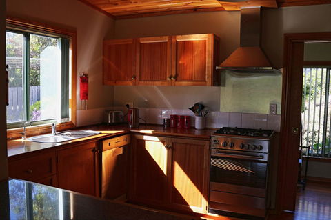 Hazards Beach House - Accommodation Port Macquarie 4