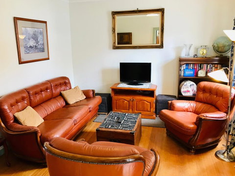 Omaroo House - Panoramic Water Views - Accommodation Port Macquarie 21