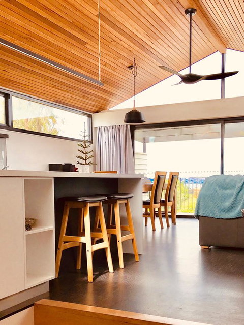 Omaroo House - Panoramic Water Views - Accommodation Port Macquarie 15