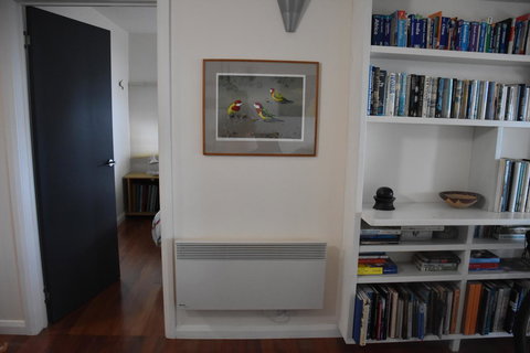 Beachside Taroona With Spa - Accommodation Port Macquarie 11