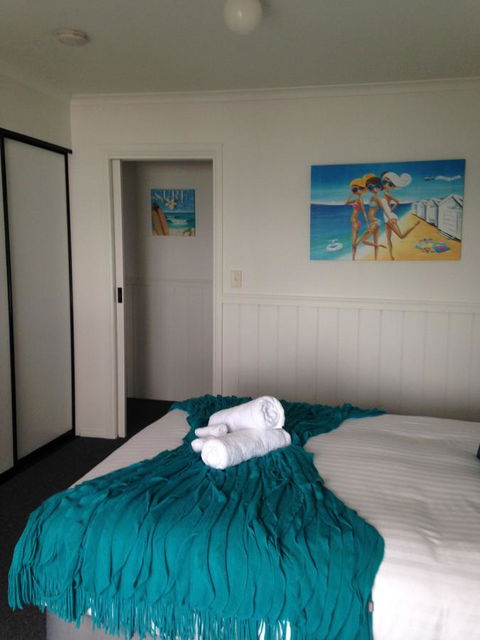 KINGFISHER COTTAGE Beachfront At The Binalong Bay - Accommodation Port Macquarie 25