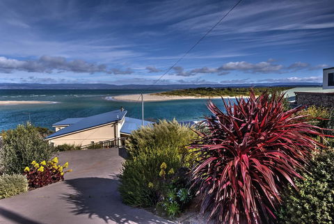 The Strand ~ On The Edge Of The Beach - Accommodation Port Macquarie 1
