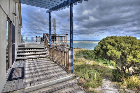 The Strand ~ On The Edge Of The Beach - Accommodation Port Macquarie 5