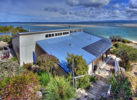 The Strand ~ On The Edge Of The Beach - Accommodation Port Macquarie 13