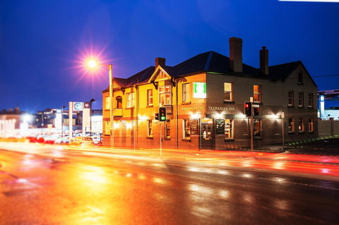 The Tasmanian Inn - Accommodation Port Macquarie 0