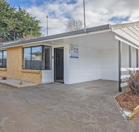 Elkie Villa - 2 Bedroom Unit - Burnie - Accommodation Port Macquarie