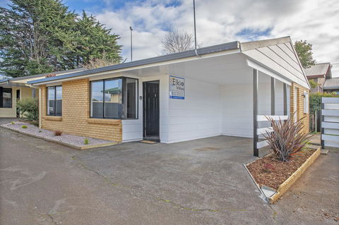 Elkie Villa - 2 Bedroom Unit - Burnie - Accommodation Port Macquarie 0