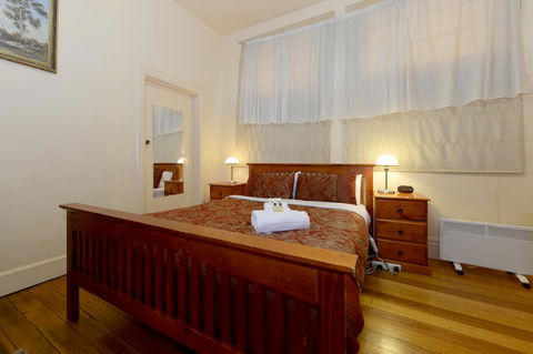 Edinburgh Gallery Bed & Breakfast - Accommodation Port Macquarie 11