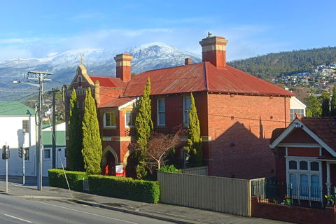 Edinburgh Gallery Bed & Breakfast - Accommodation Port Macquarie 0