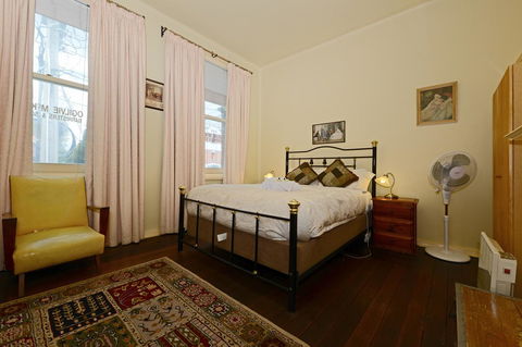 Edinburgh Gallery Bed & Breakfast - Accommodation Port Macquarie 25