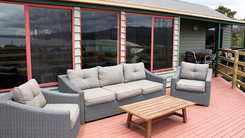 DOLPHIN LOOKOUT COTTAGE - Amazing Views Of The Bay Of Fires - Accommodation Port Macquarie 7