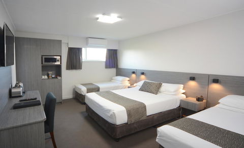 Bridge Hotel - Accommodation Port Macquarie 1